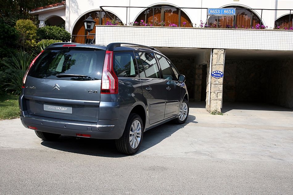 C4大毕加索外观图片