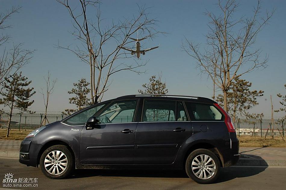 雪铁龙大C4毕加索实拍图