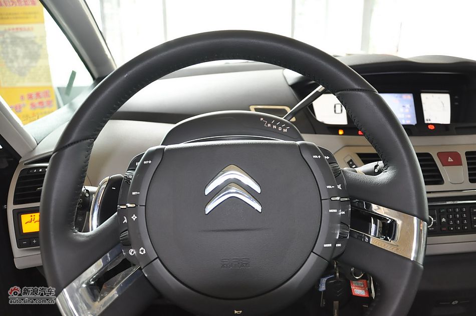 2009款大C4毕加索2.0自动豪华型实拍