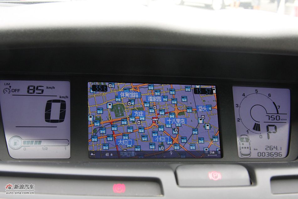 C4毕加索内饰及内部细节