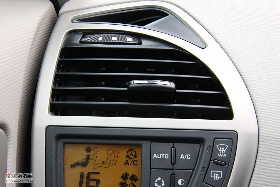 C4毕加索内饰及内部细节