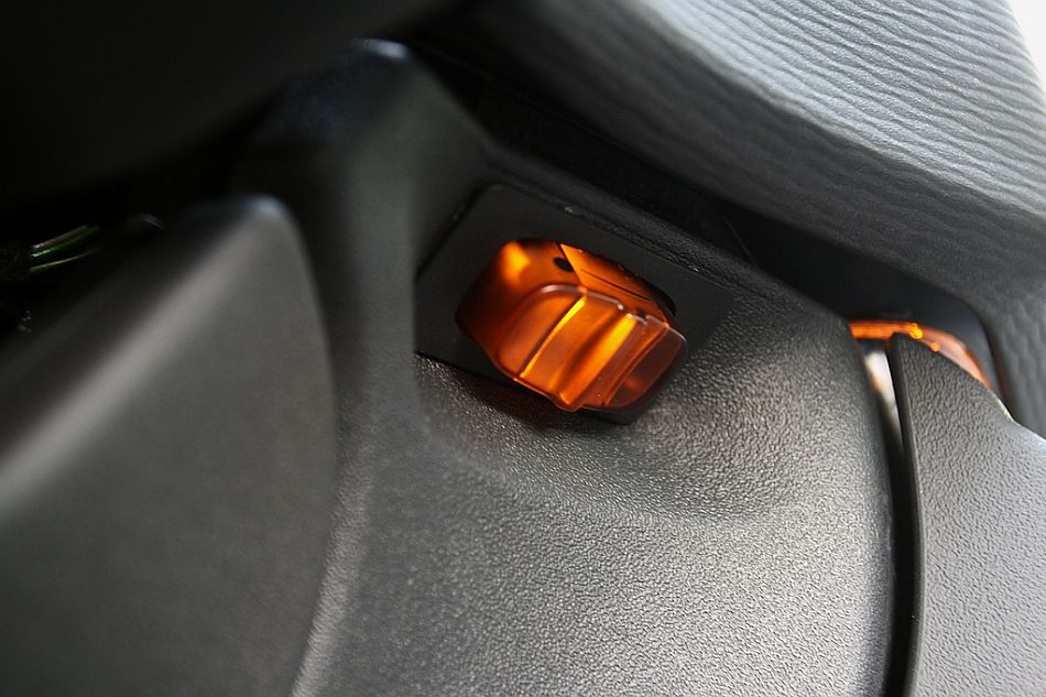 C4大毕加索内饰图片