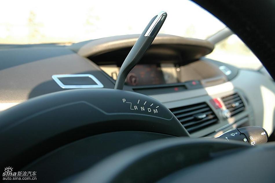 雪铁龙大C4毕加索实拍图