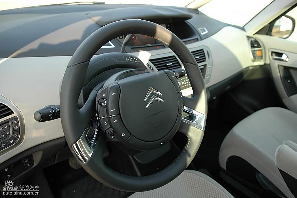 雪铁龙大C4毕加索实拍图