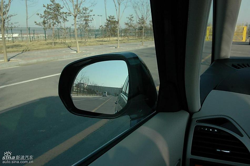 雪铁龙大C4毕加索实拍图