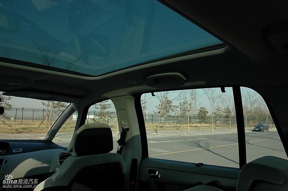 雪铁龙大C4毕加索实拍图