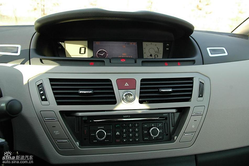 雪铁龙大C4毕加索实拍图