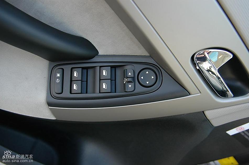 雪铁龙大C4毕加索实拍图