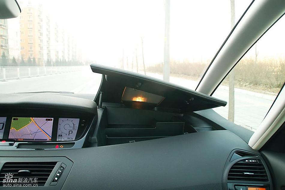 雪铁龙大C4毕加索实拍图