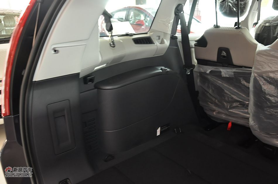 2009款大C4毕加索2.0自动豪华型实拍