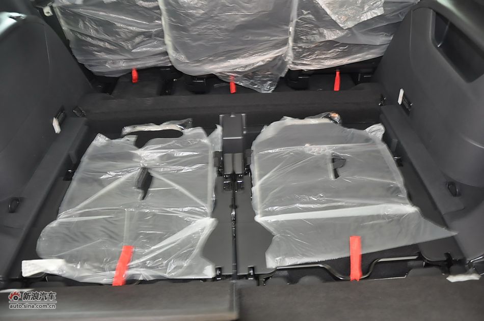 2009款大C4毕加索2.0自动豪华型实拍