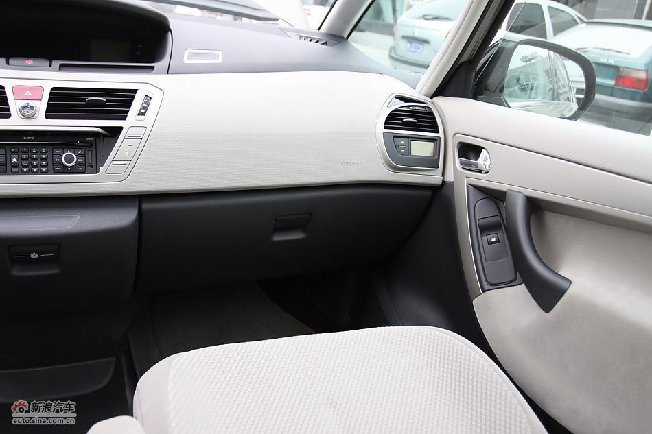 C4毕加索内饰及内部细节