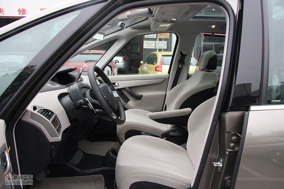 C4毕加索内饰及内部细节