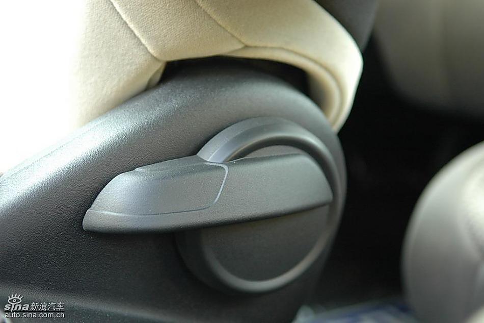 雪铁龙大C4毕加索实拍图