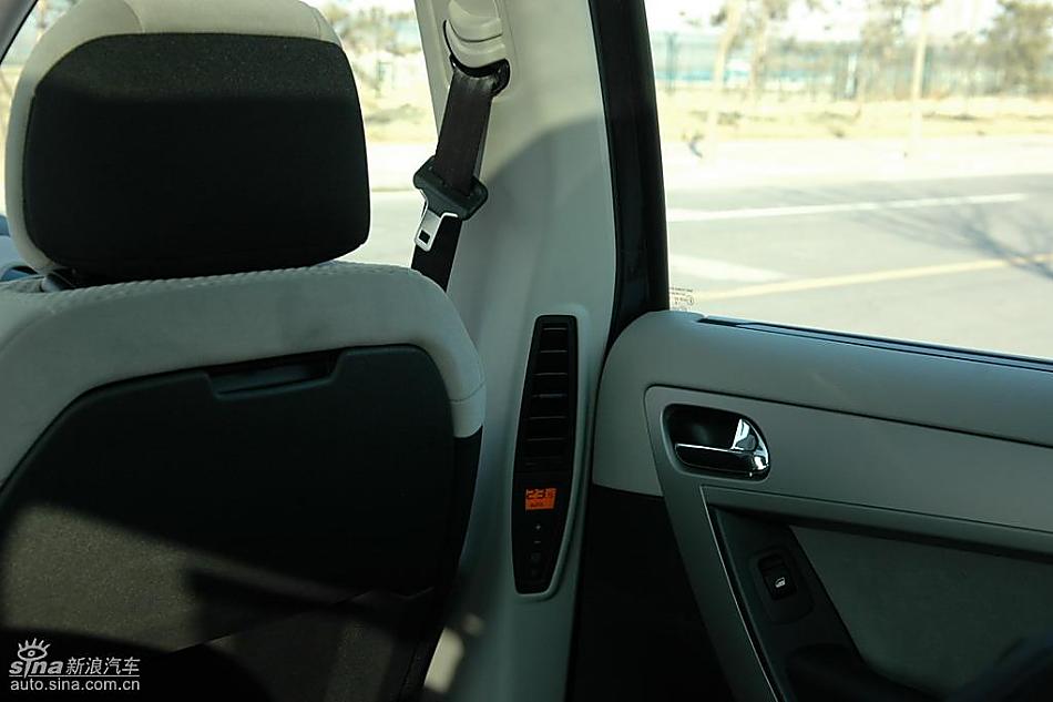 雪铁龙大C4毕加索实拍图