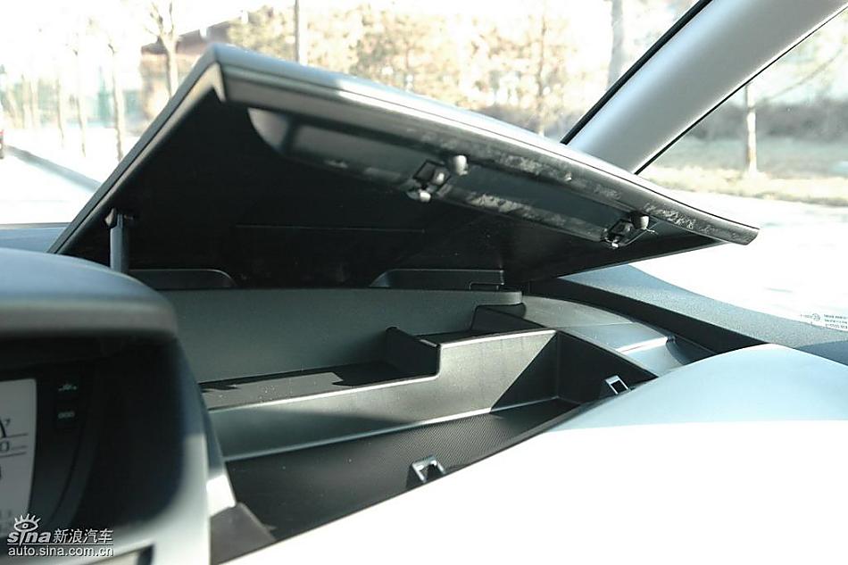 雪铁龙大C4毕加索实拍图