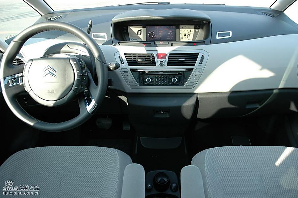 雪铁龙大C4毕加索实拍图