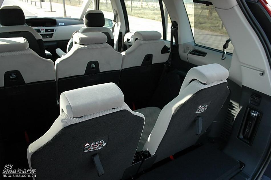 雪铁龙大C4毕加索实拍图