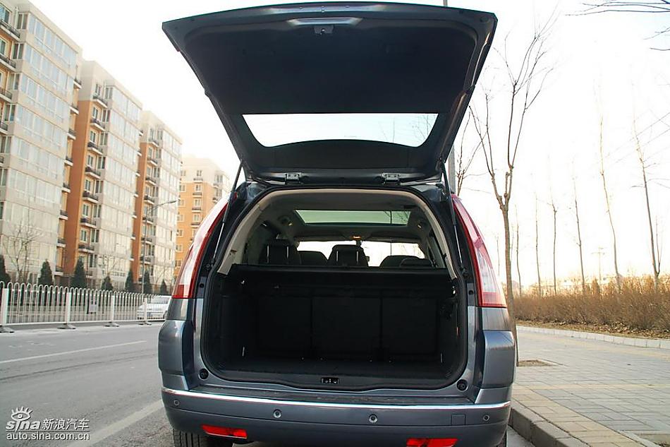 雪铁龙大C4毕加索实拍图