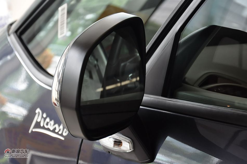 2009款大C4毕加索2.0自动豪华型实拍