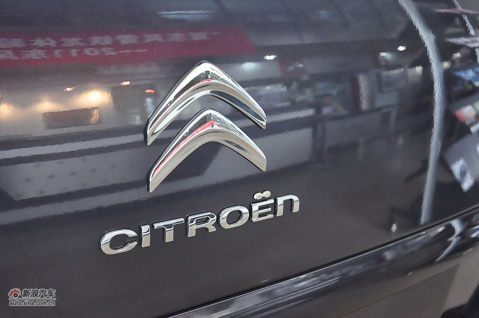 2009款大C4毕加索2.0自动豪华型实拍