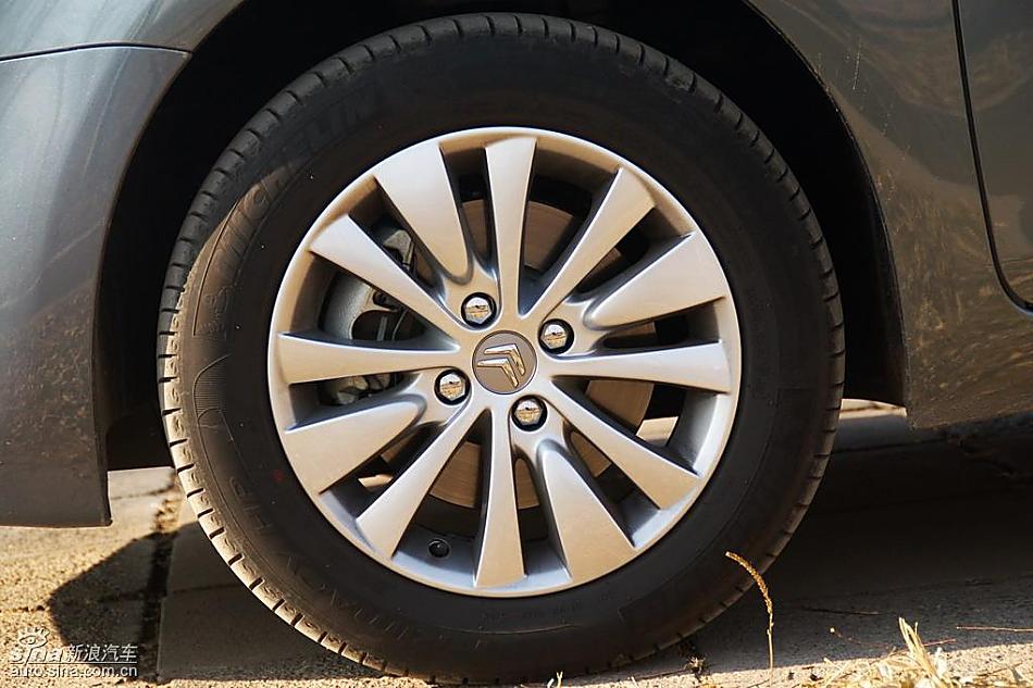 雪铁龙大C4毕加索实拍图