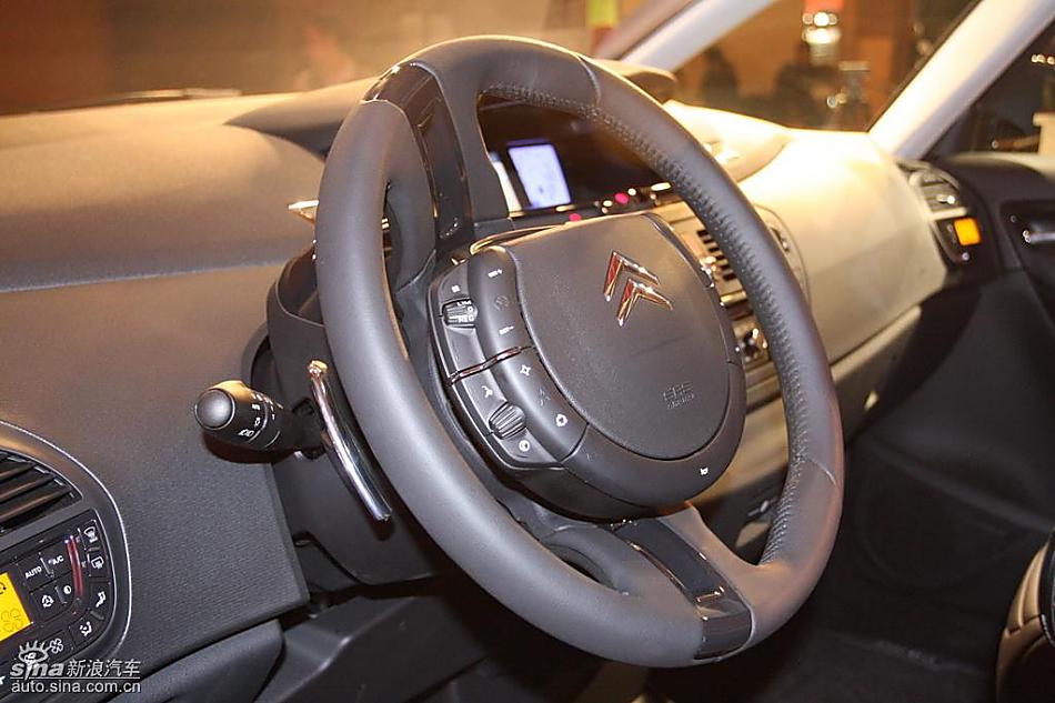 大C4毕加索实拍