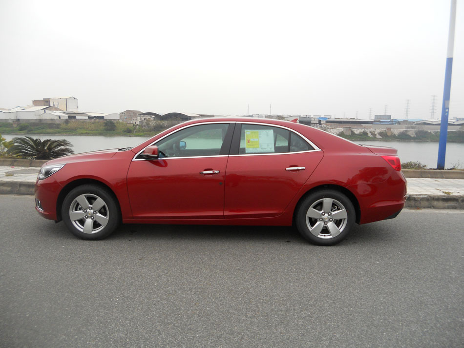 2012款迈锐宝2.4L自动豪华版