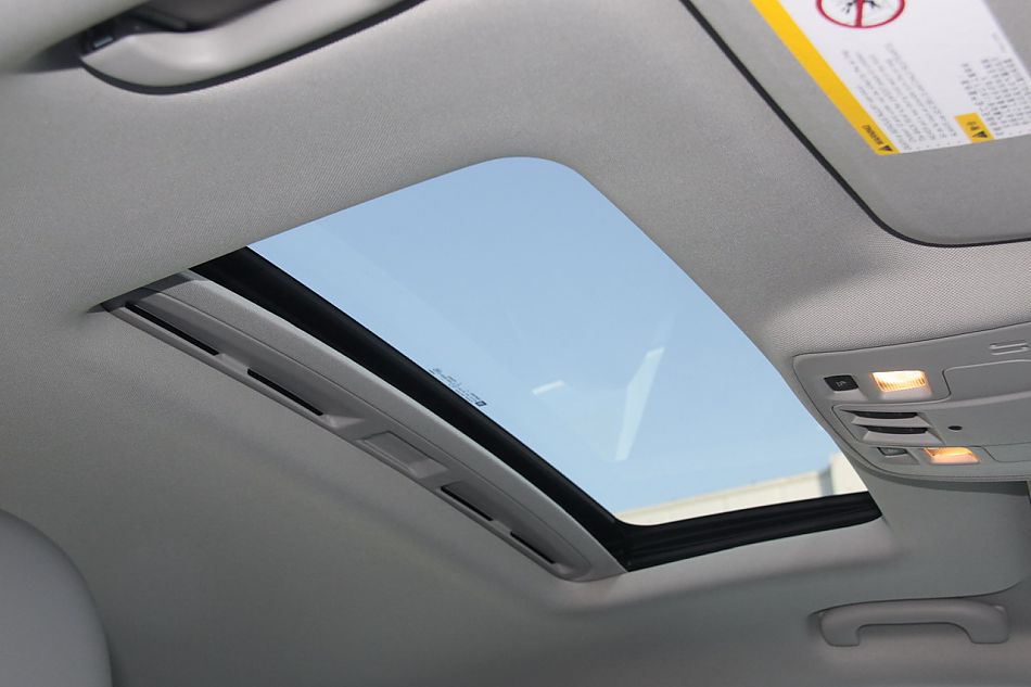 2012款迈锐宝2.4L自动豪华版