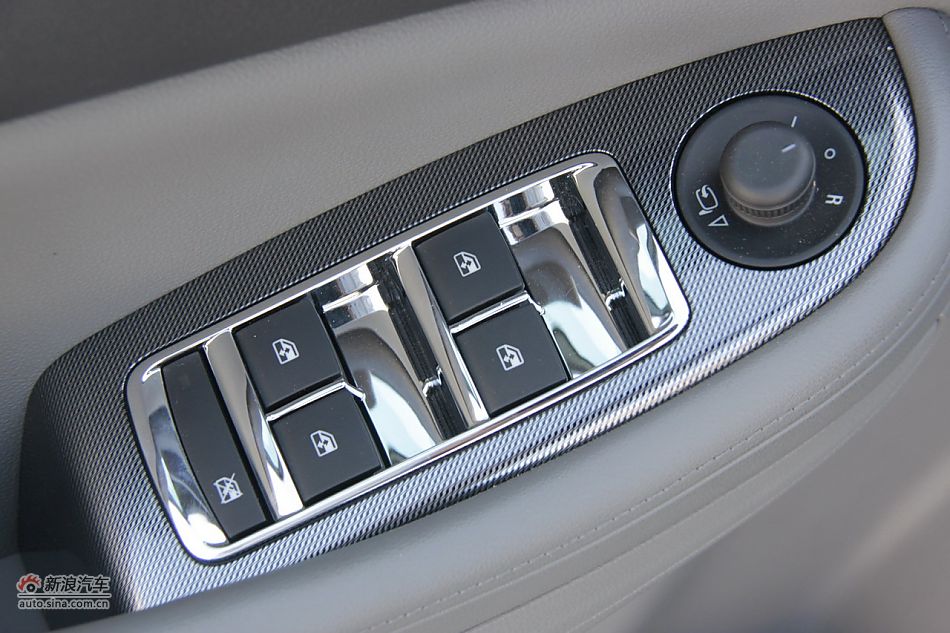 2012款迈锐宝2.4L自动豪华版