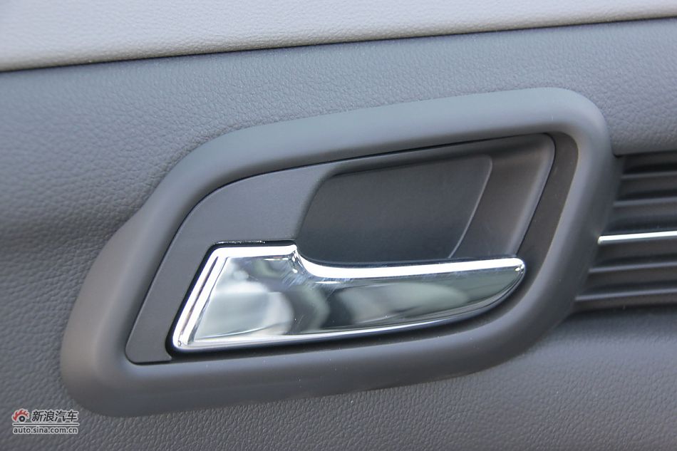 2012款迈锐宝2.4L自动豪华版