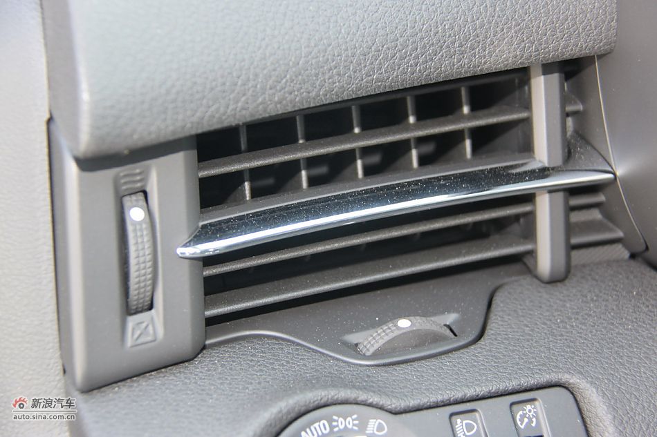 2012款迈锐宝2.4L自动豪华版