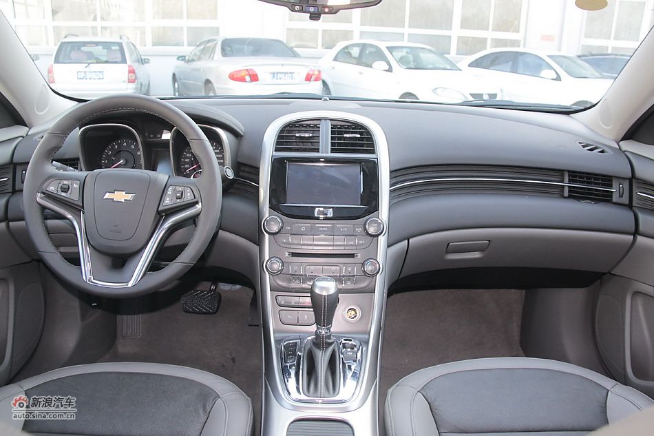 2012款迈锐宝2.4L自动豪华版