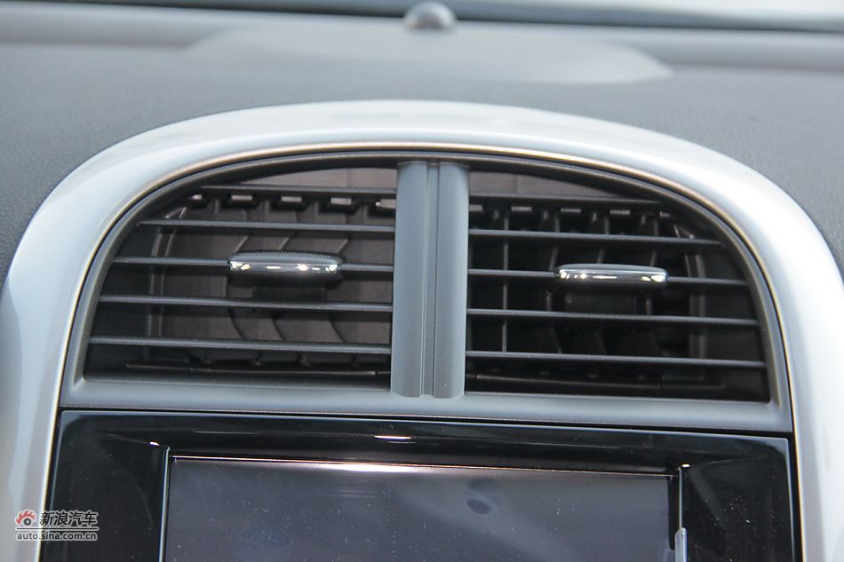 2012款迈锐宝2.4L自动豪华版