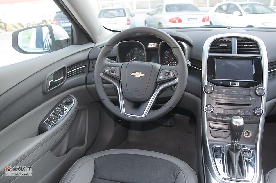 2012款迈锐宝2.4L自动豪华版