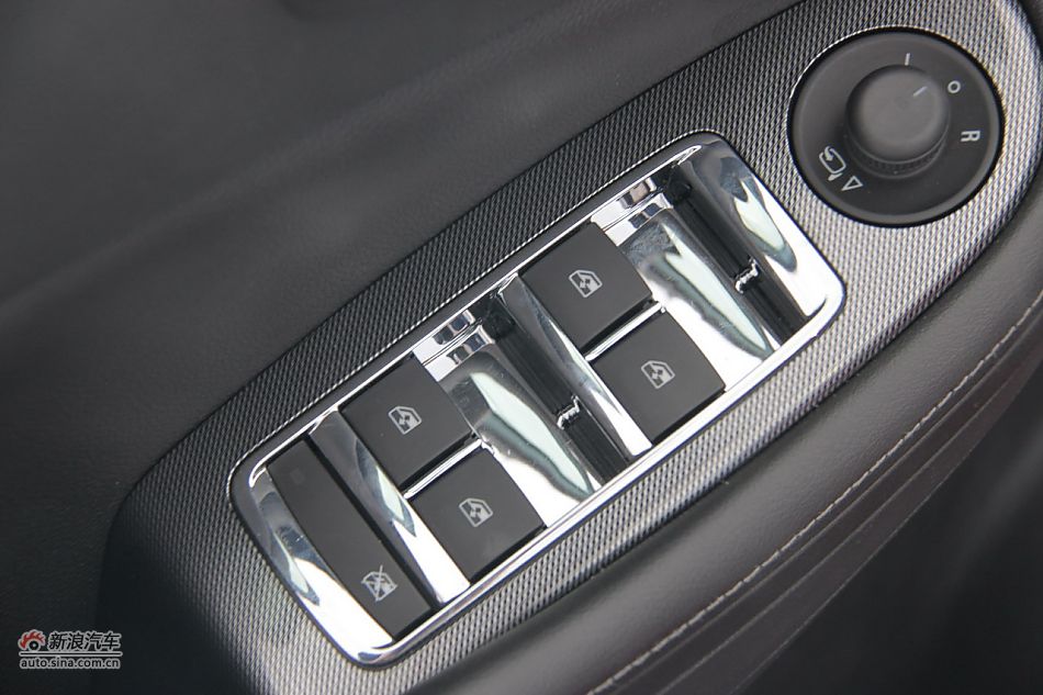 2012款迈锐宝2.4L自动旗舰版