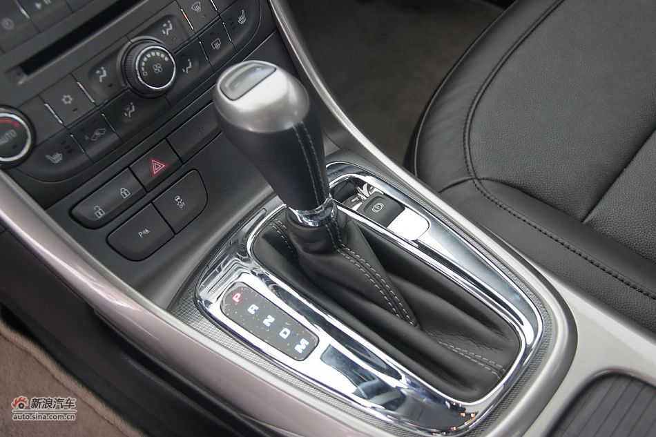 2012款迈锐宝2.4L自动旗舰版