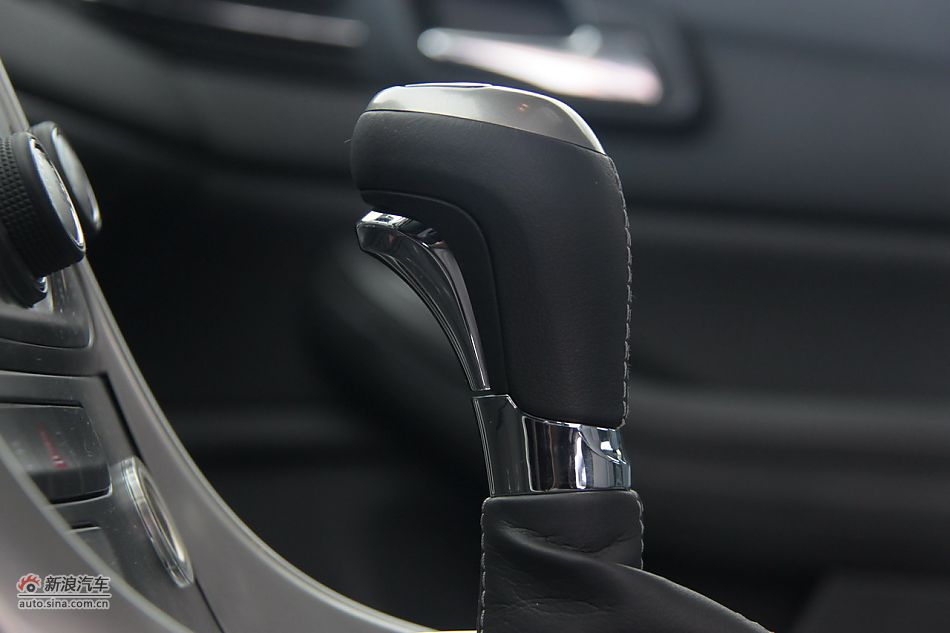 2012款迈锐宝2.4L自动旗舰版