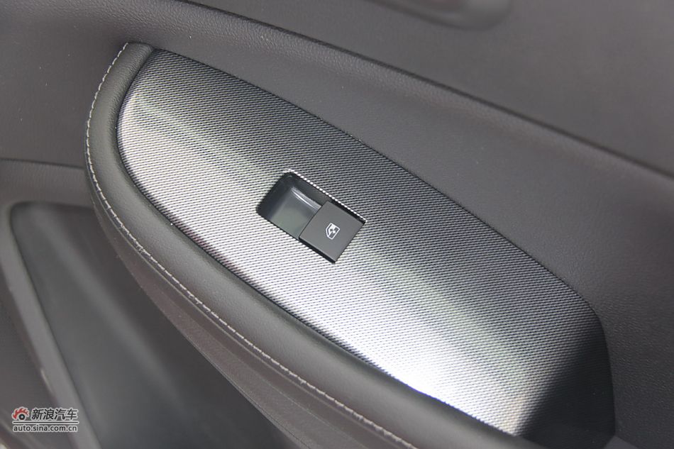 2012款迈锐宝2.4L自动旗舰版