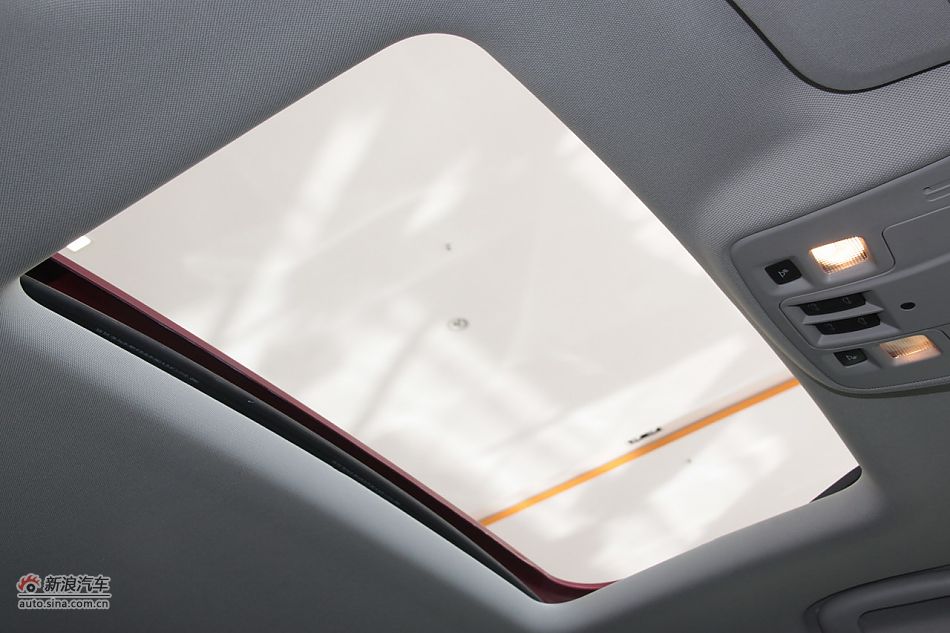 2012款迈锐宝2.4L自动旗舰版