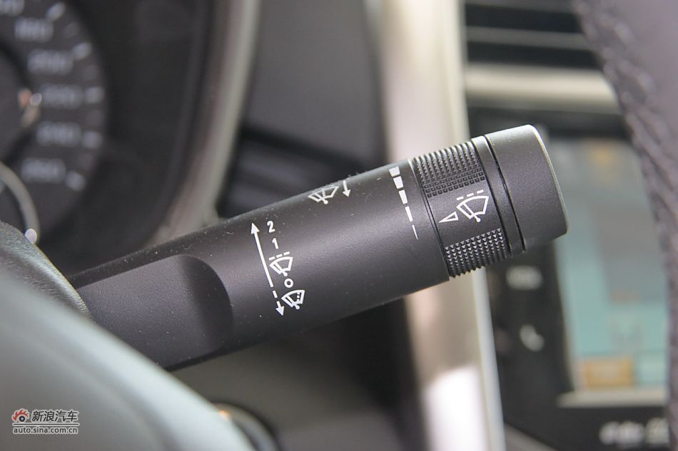 2012款迈锐宝2.4L自动旗舰版