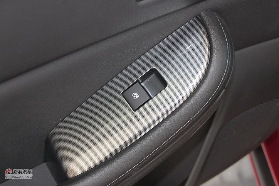 2012款迈锐宝2.4L自动旗舰版