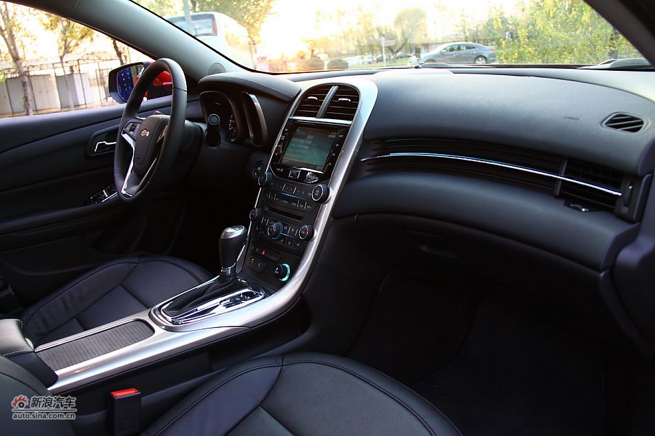 迈锐宝内饰实拍