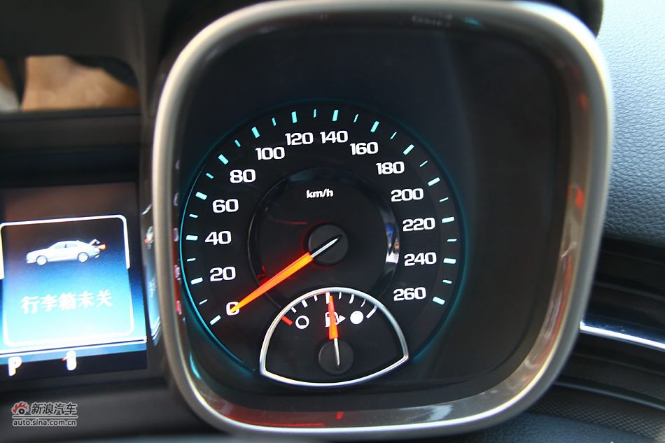 迈锐宝内饰实拍