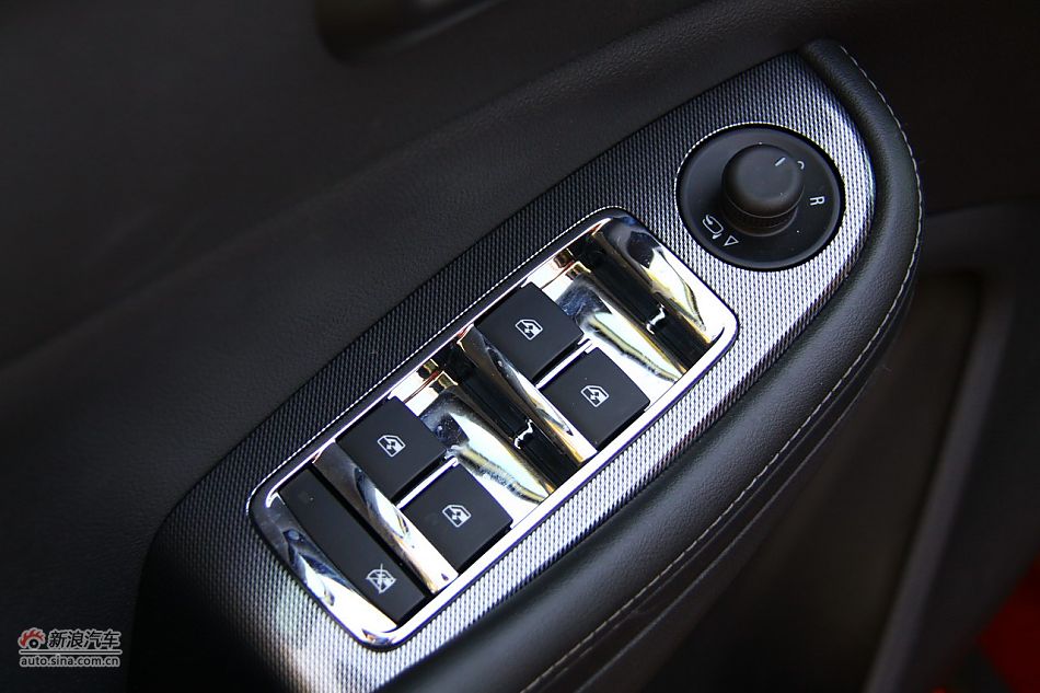 迈锐宝内饰实拍