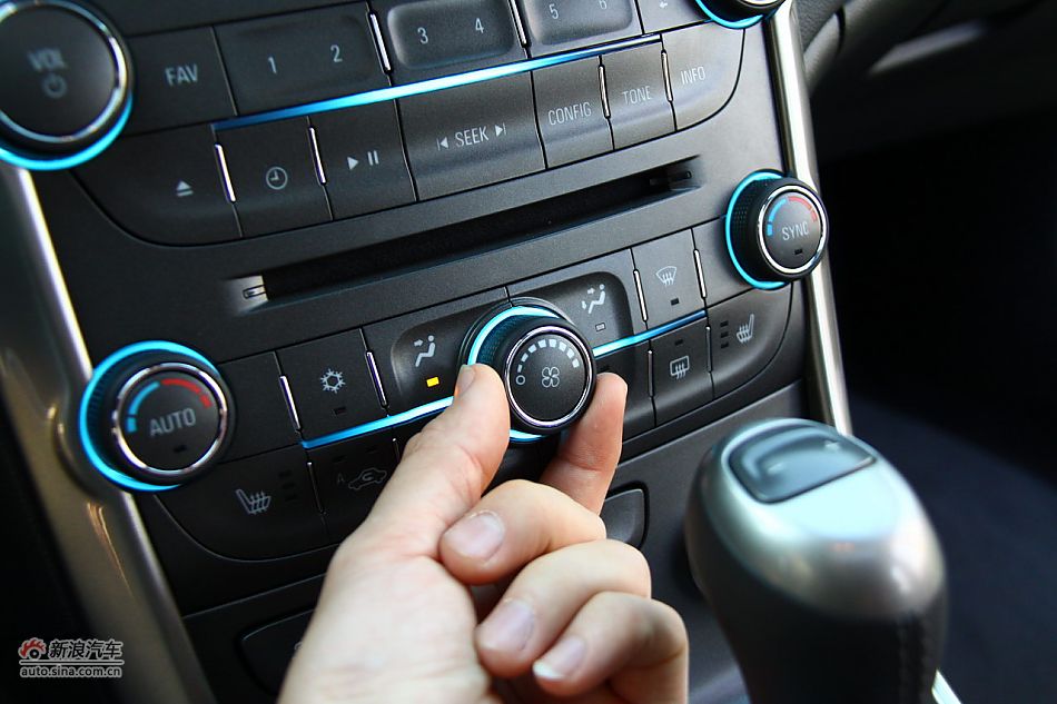 迈锐宝内饰实拍