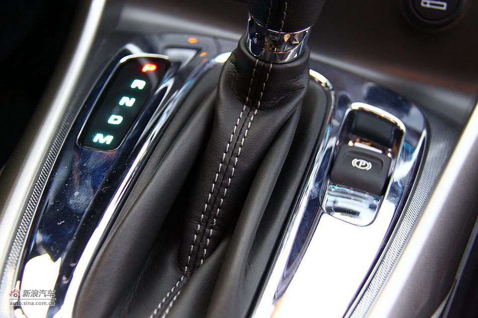 迈锐宝内饰实拍