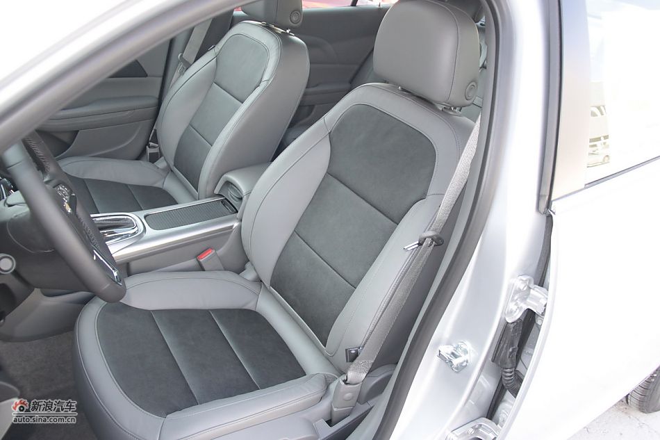 2012款迈锐宝2.4L自动豪华版