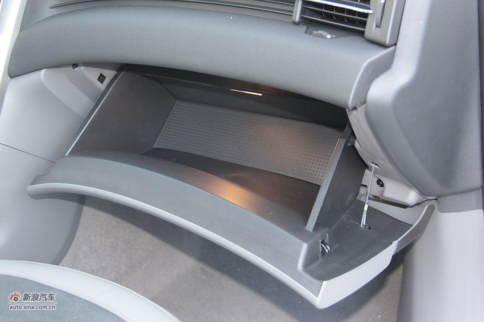 2012款迈锐宝2.4L自动豪华版