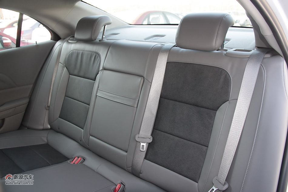 2012款迈锐宝2.4L自动豪华版